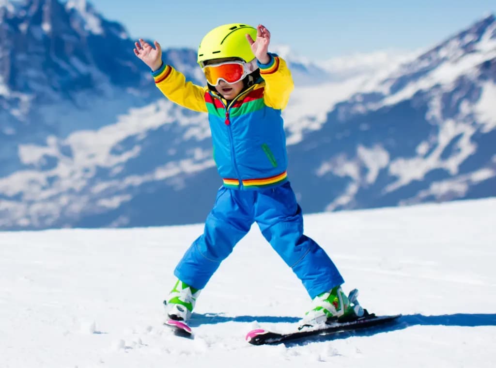 Jak wybrać idealne narty dla dziecka 140 cm – poradnik dla rodziców
